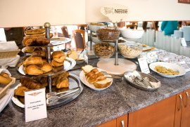 Airport Hotel Budapest, Vecs�s - Reggeli �tkez�s