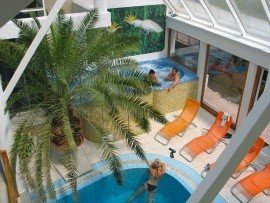 Hotel Kakadu, Keszthely - Medence élményelemekkel Hotel Kakadu, Keszthely - Medence élményelemekkel