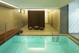 Laterum Konferencia & Wellness Hotel - Beltéri medence Laterum Konferencia & Wellness Hotel - Beltéri medence