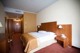 Székesfehérvár: Hotel Magyar Király - Szoba két személyre Székesfehérvár: Hotel Magyar Király - Szoba két személyre