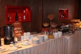 Hotel Sz�nyi, Budapest - Sv�dasztalos reggeli