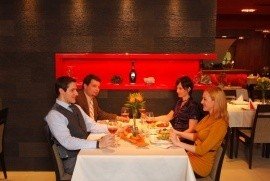 Hotel Sz�nyi, Budapest - A sz�lloda �tterme