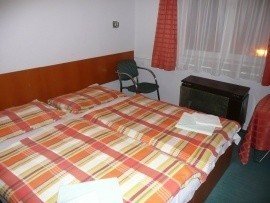 Hotel Touring, Nagykanizsa - Duplaágyas szoba Hotel Touring, Nagykanizsa - Duplaágyas szoba