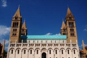 Pécs Székesegyház - a Családi Vendégház ajánlásával