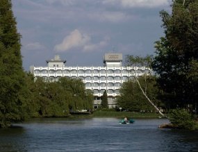 Hotel Claudius- Csónakázó tó - a Hotel Claudius ajánlásával