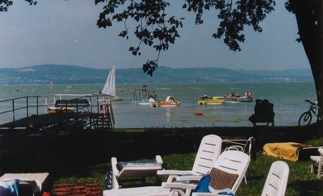 Saját strand - a Hotel Família Balatonboglár ajánlásával