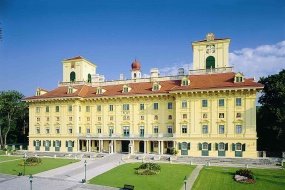 Esterházy- kastély (Eisenstadt, Ausztria) - a Hotel Lővér ajánlásával