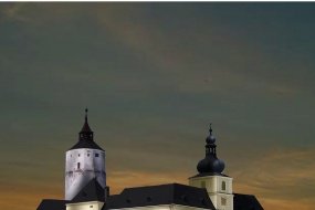 Fraknói vár - a Hotel Lővér ajánlásával