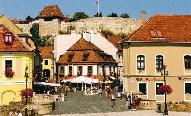 Eger- Dobó tér - a Hotel Villa Völgy ajánlásával