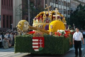 Virágkarnevál - a Stop Panzió ajánlásával