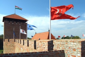 Áprilisi Zsongás a Gyulai Várban Áprilisi Zsongás a Gyulai Várban