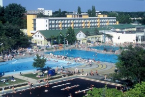 Hungarospa Strandnyit� 2012