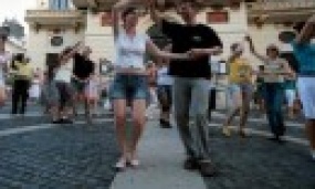 T�rzen�k �s t�nch�zak P�cs belv�ros�ban