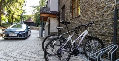 Október 23. (min. 2 éj)