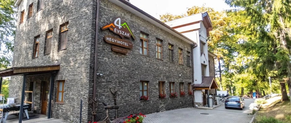 4 vszak Hegyihotel Mtrahza