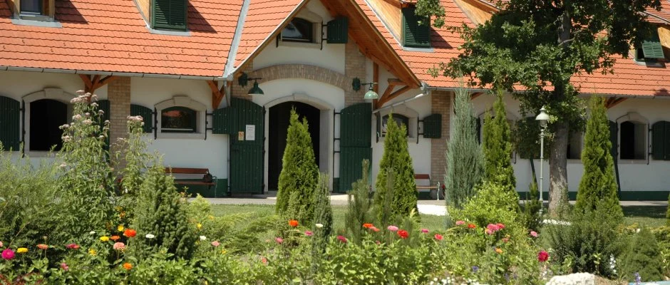 Abbzia Country Club Nemesnp