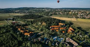 Napi r reggelivel (1 jtl)