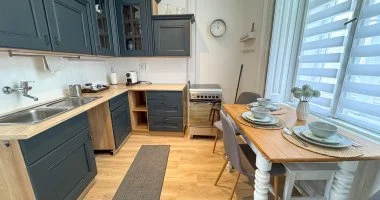 Két ünnep között