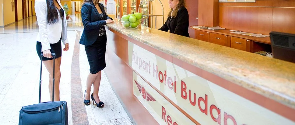 Airport Hotel Budapest Vecss