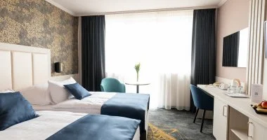 Airport Hotel Budapest - K�t �nnep k�z�tt