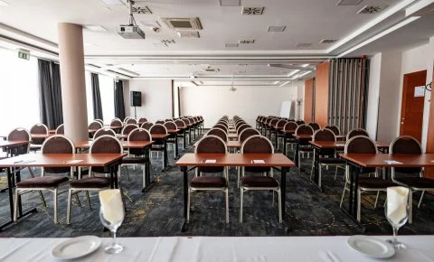 Airport Hotel Budapest Vecsés - Október 23. - teljes előrefizetéssel