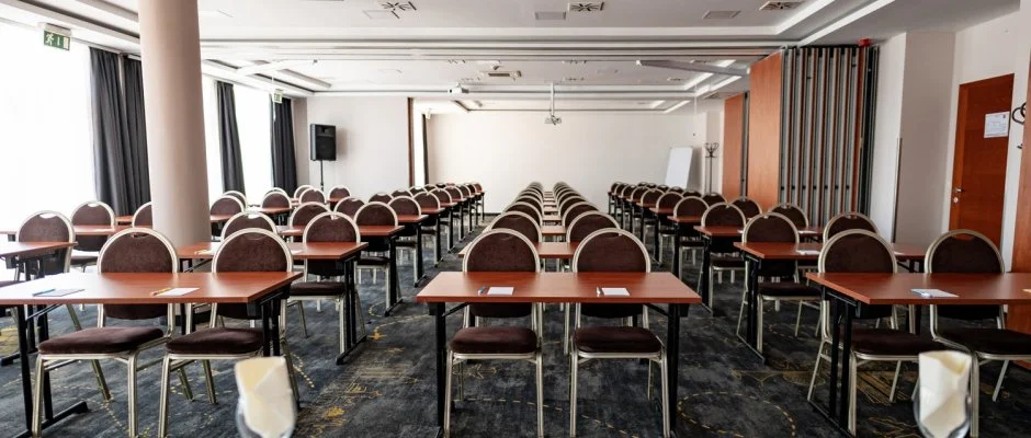 Airport Hotel Budapest Vecss