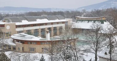 Kt nnep kztt (min. 2 j)