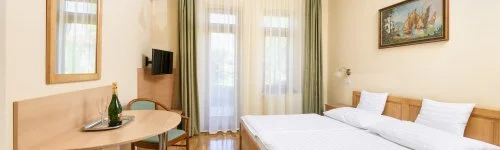 Ametiszt Hotel