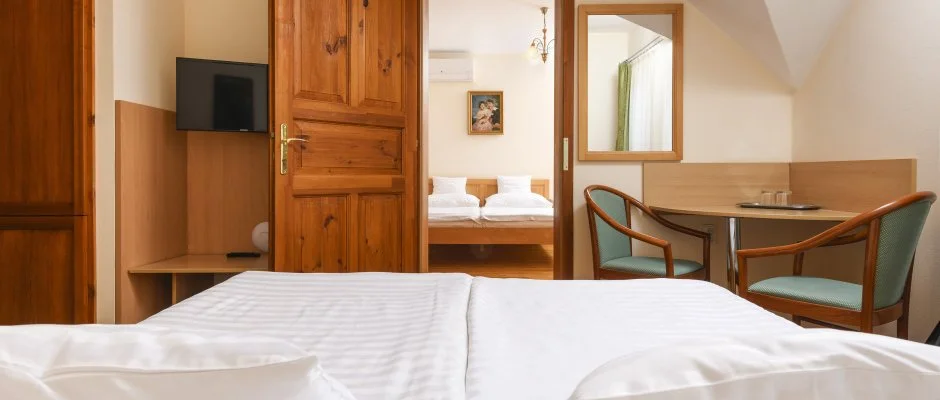 Ametiszt Hotel Harkny