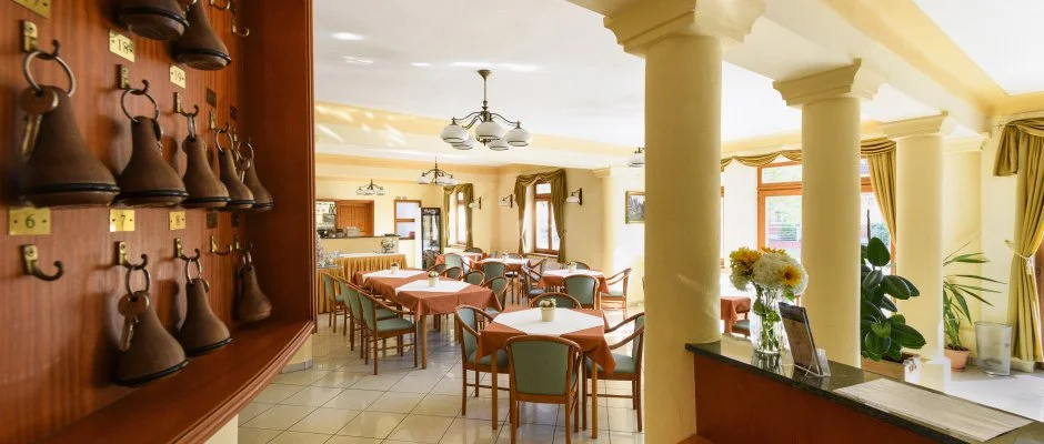 Ametiszt Hotel Harkny