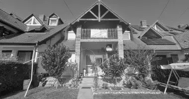 Augusztus 20. (min. 6 �j)