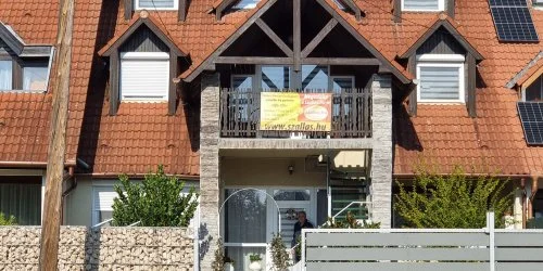 Andrea & M�nika Apartman 2 Hark�ny