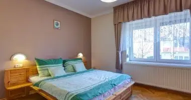 - Őszi szünet