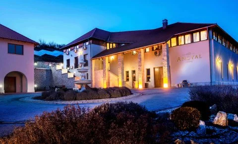 Angyal Fogadó Rátka - Május 1.