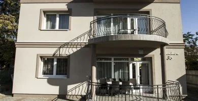 H�sv�t (min. 3 �j)