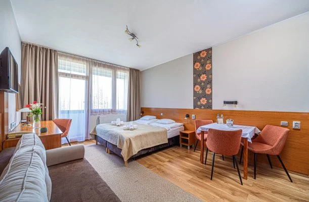 Apartman Hotel Bk, Bkfrd