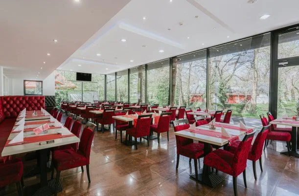 Aqua Hotel Gyula Aqua Hotel Gyula