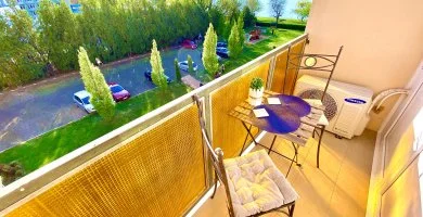 Augusztus 20. (min. 5 �j)