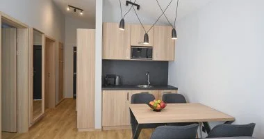 Okt�ber 23. (min. 3 �j)