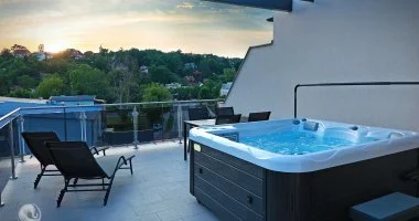 Augusztus 20. (min. 2 �j)