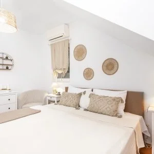 Aquilo Apartmanok Tihany - Május 1. (min. 2 éj)