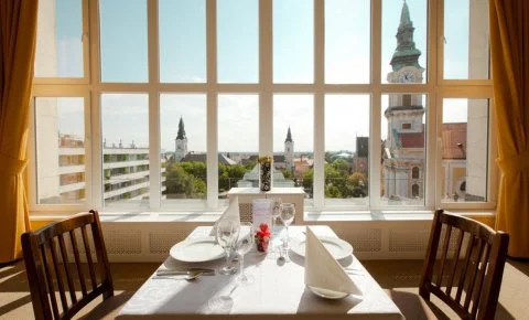 Aranyhomok Hotel Kecskemét - Előrefizetési kedvezmény reggelis ellátással