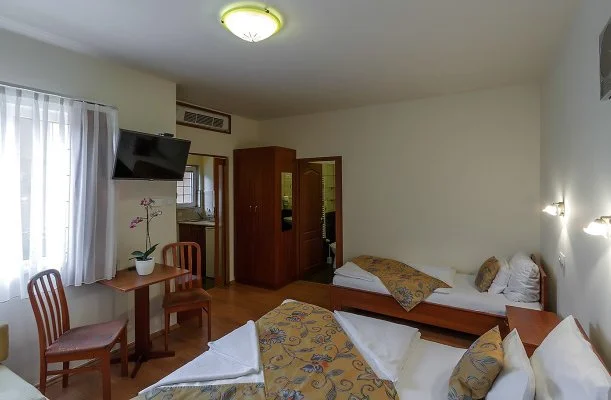 Aranypatkó Panzió Győrújbarát Aranypatkó Panzió Győrújbarát