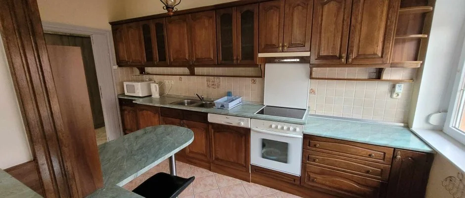 Aranypatk� Panzi� Gy�r�jbar�t