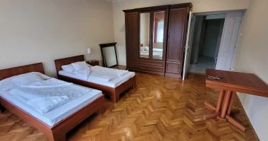 Két ünnep között