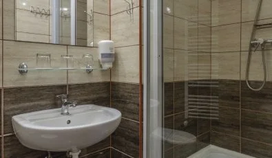 Aranypatk� Panzi� Gy�r�jbar�t