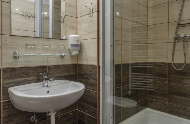 Aranypatk� Panzi� Gy�r�jbar�t