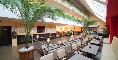 M�jus 1. (min. 3 �j)