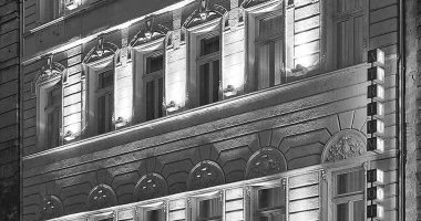 Szilveszter (min. 2 �j)