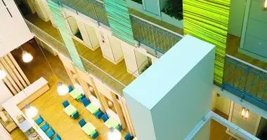 M�rcius 15. - teljes el�refizet�ssel